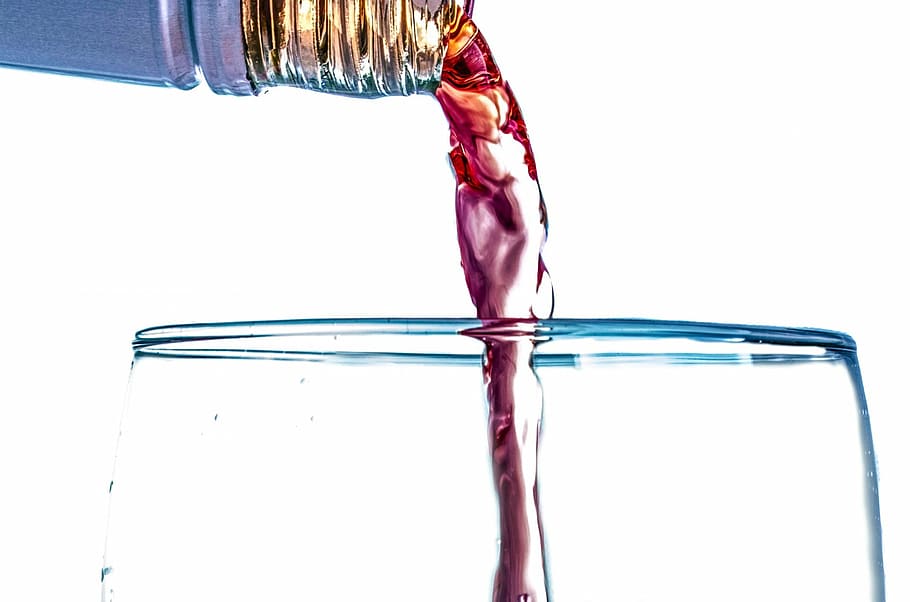 red liquid poured in clear drinking glass, wine, splashing HD wallpaper