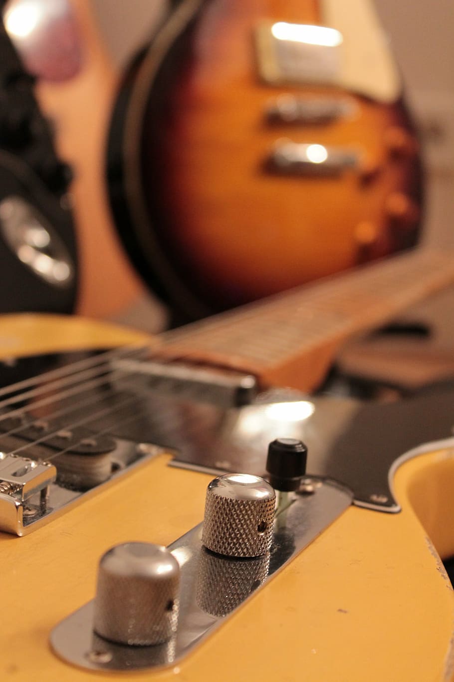 guitar, music, strings, indoors, technology, arts culture and entertainment HD wallpaper