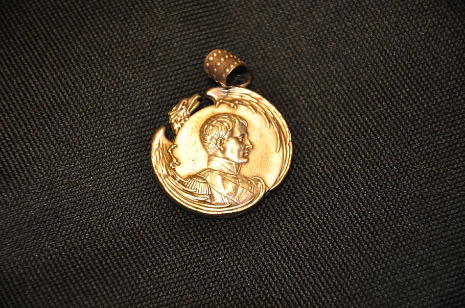 Medallion, Napoleon, Aiglon, silver, gold Colored, backgrounds HD wallpaper
