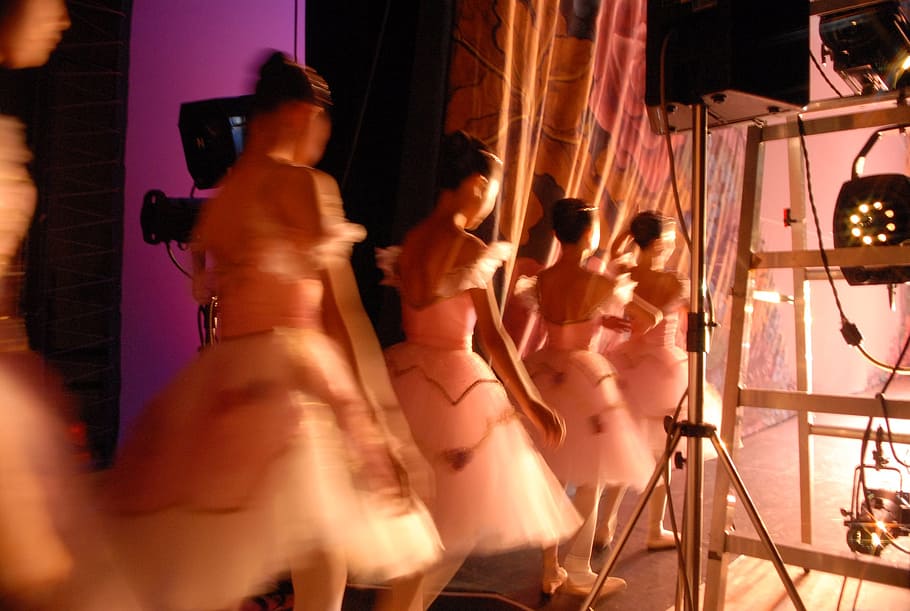 five ballerinas beside stage, ballet, dancers, backstage, lighting, HD wallpaper