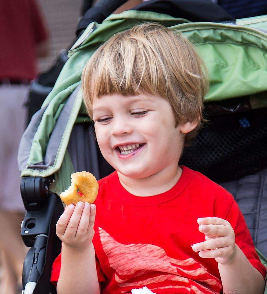 Boy, Smile, Donut, Food, joy, happy, happiness, kid, child HD wallpaper