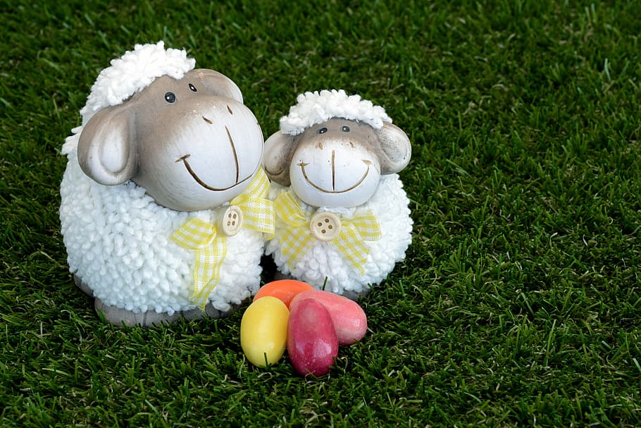 two white sheep figurine, easter, sugar eggs, decoration, easter greeting HD wallpaper