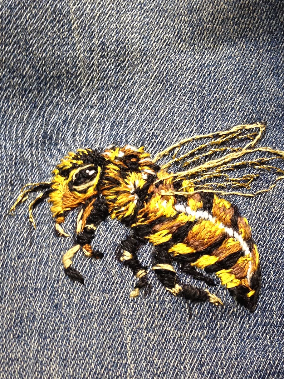 bee, embroidery, hand, insect, yellow, close-up, animal themes HD wallpaper