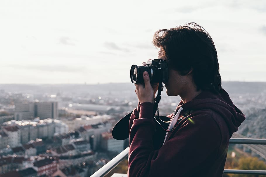camera, views, a man, city, light, sun, photographer, camera - photographic equipment HD wallpaper