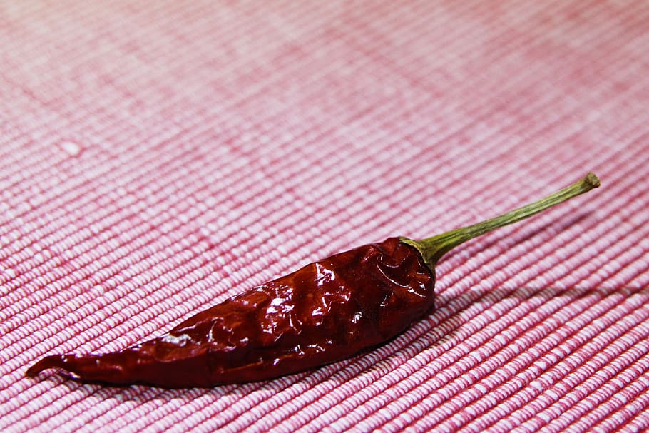chili, pod, sharp, red, fiery, chili peppers, food and drink HD wallpaper