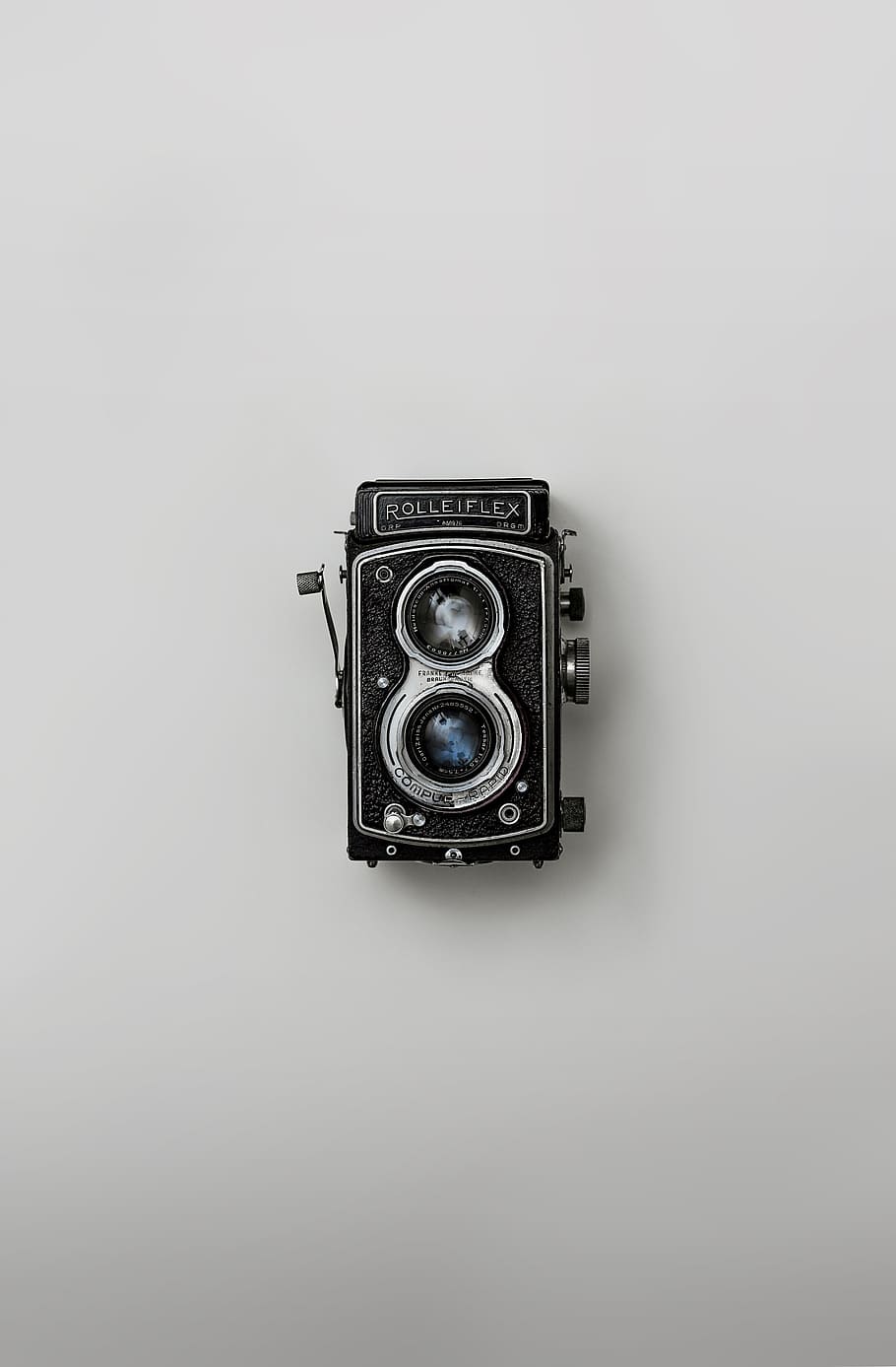 black and silver vintage camera, vintage black Rolleiflex camera HD wallpaper