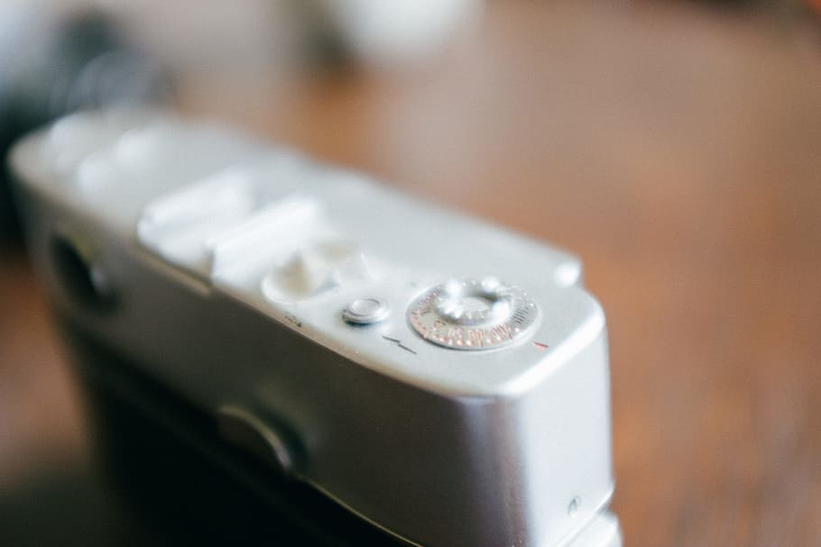 Vintage blurry camera, objects, technology, close-up, indoors HD wallpaper