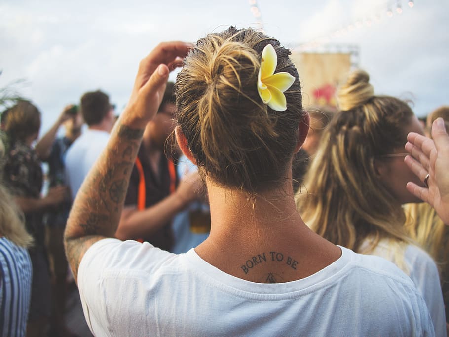 people, crowd, back, tattoo, arm, blur, rear view, headshot HD wallpaper