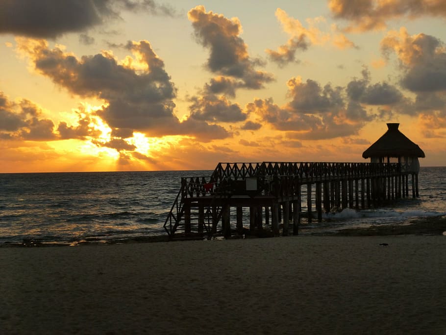 sunset, beach, sky, sea, nature, summer, vacations, sand, coastline HD wallpaper