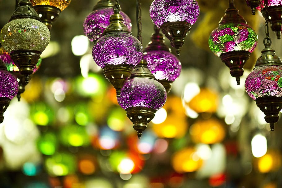 purple pendant lights in selective-focus photography, color, chandelier, HD wallpaper