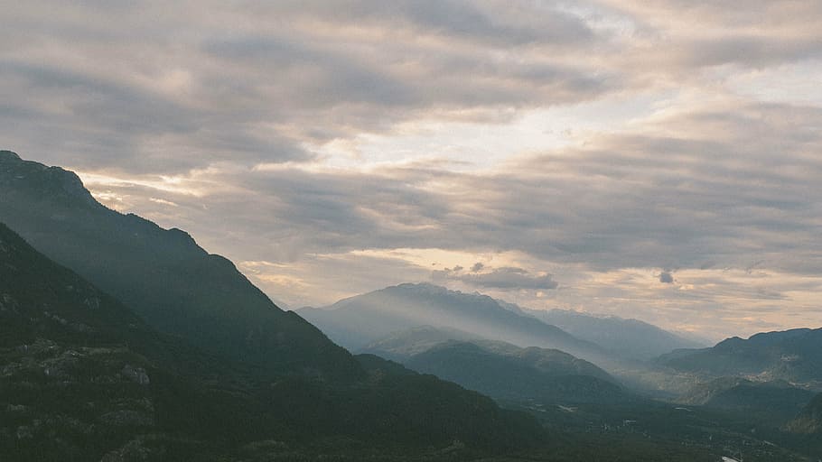 mountain range under gray cloudy sky, nature, landscape, clouds HD wallpaper