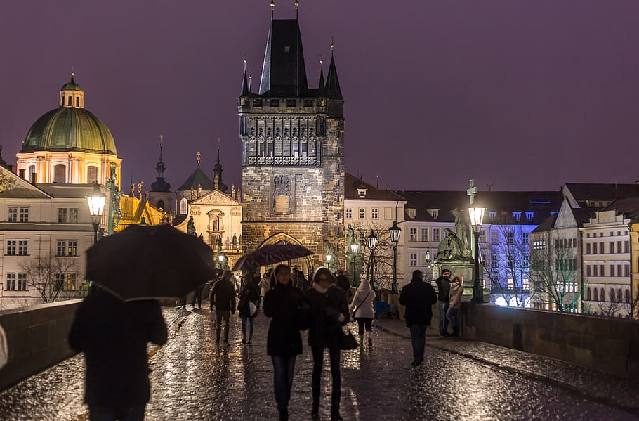 prague, bridge, night, lights, city, tourists, rain, building exterior HD wallpaper