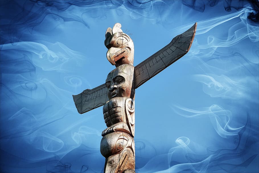 brown wooden totem with blue background, totem pole, indian, native, HD wallpaper