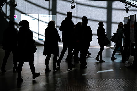 silhouette of people falling in line, photo of people standing inside building HD wallpaper