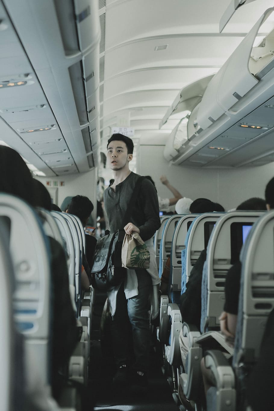 man walking in isle of plane, airplane, aircraft, cabin, seat, HD wallpaper