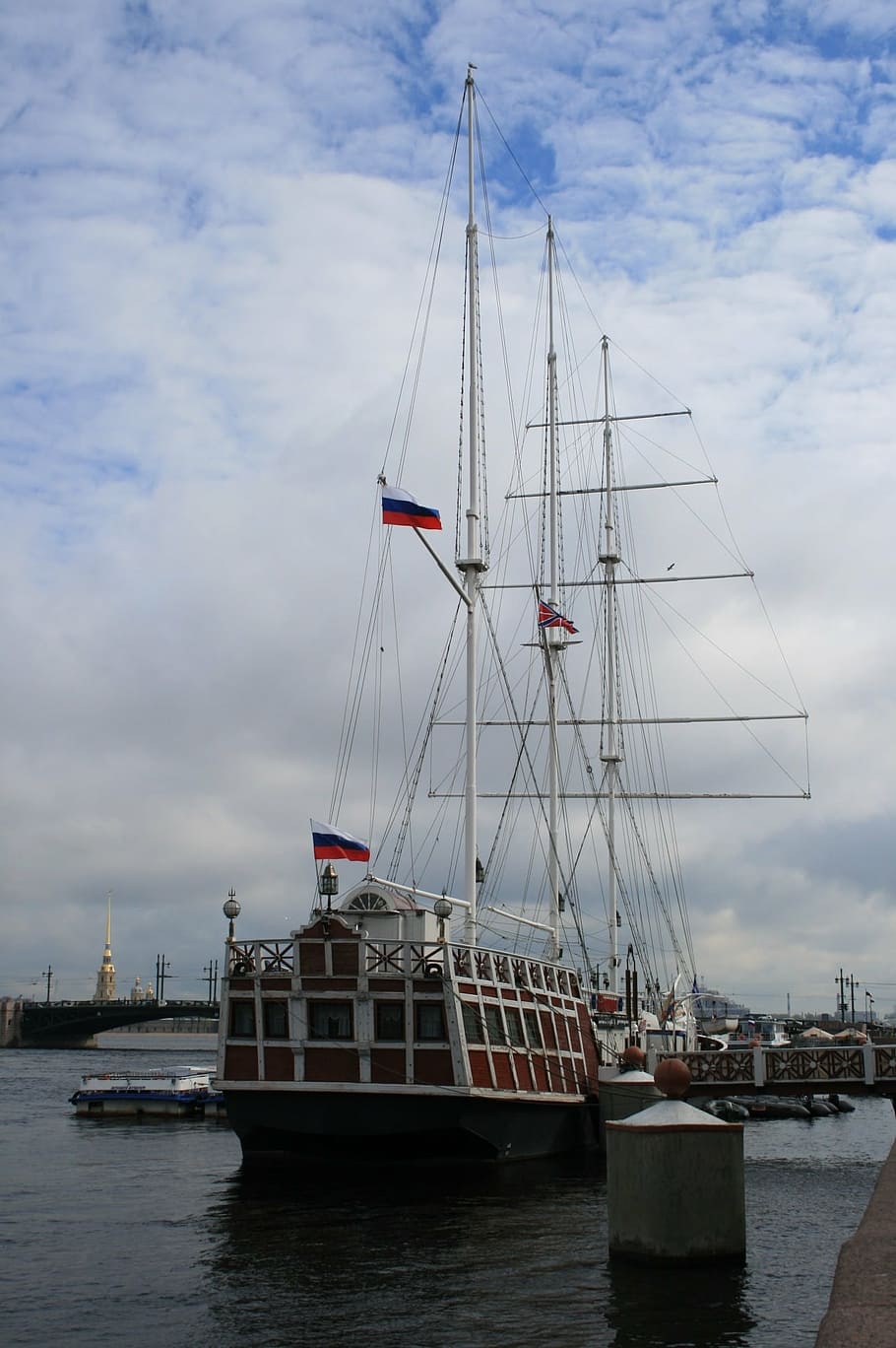 ship, sailing, masts, flags, russian, river, water, neva, embankment HD wallpaper