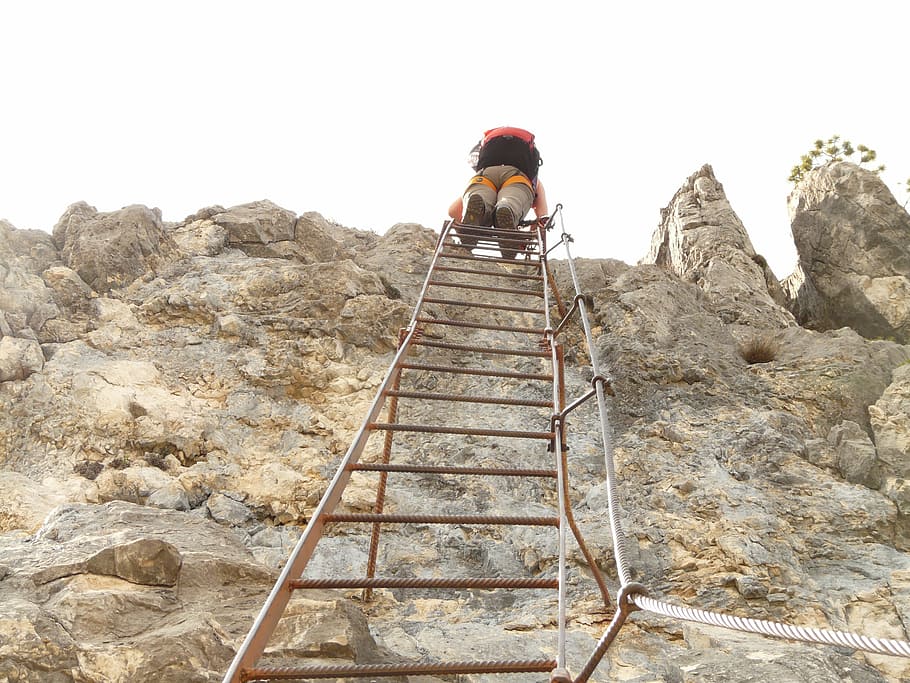 man climbing on ladder, via dell'amicizia, steep, exposed, perpendicular HD wallpaper