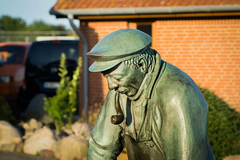 peter eel, maasholm, statue, port, sculpture, representation HD wallpaper