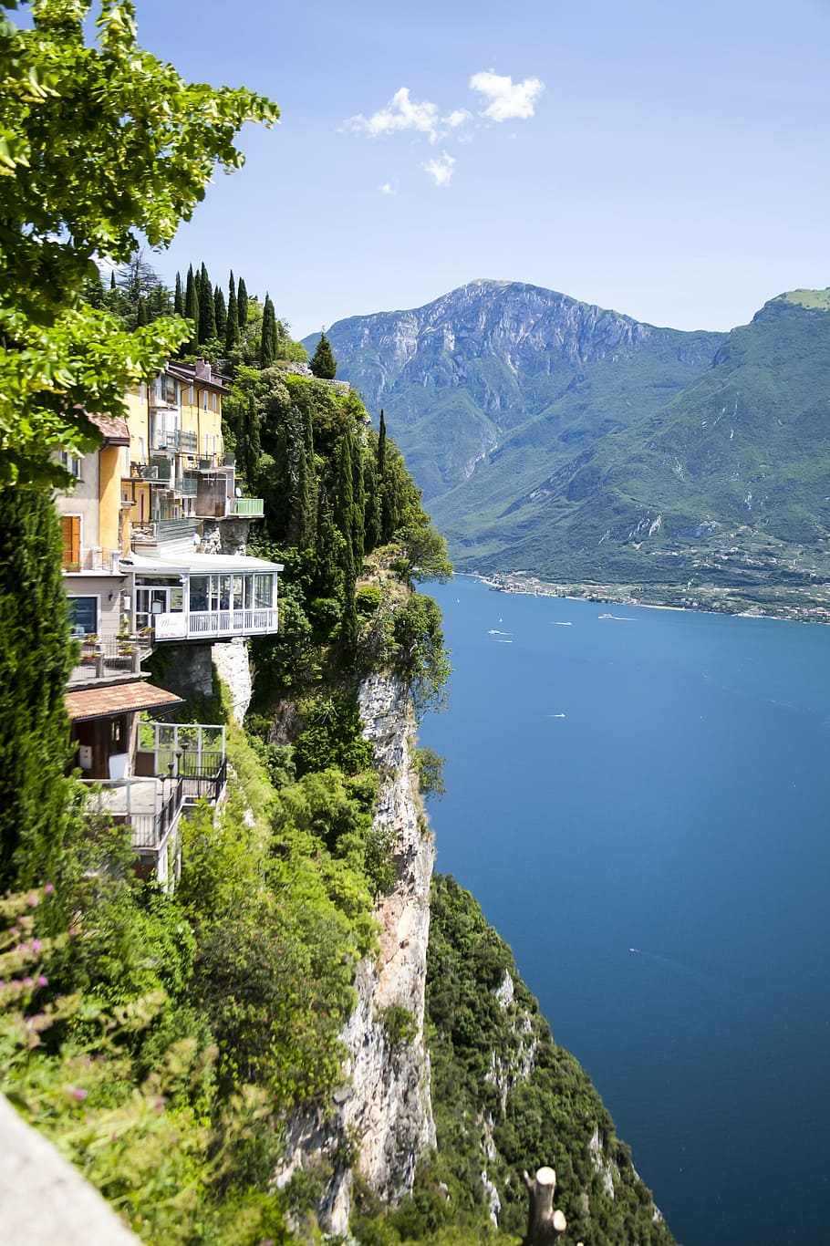 garda, rock, steep, italy, alpine, outlook, mountain, water HD wallpaper