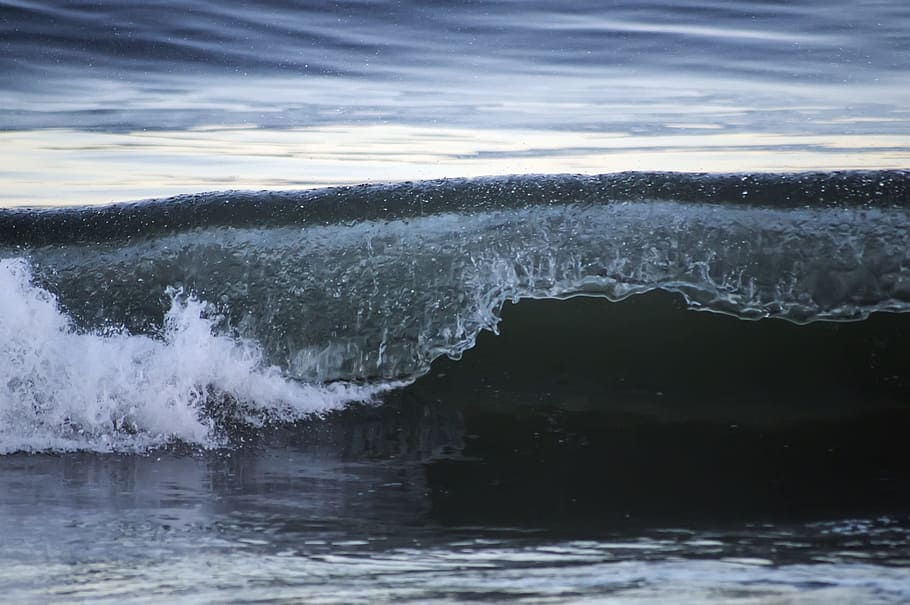 sea wave under cloudy sky, ocean, waves, beach, atlantic city HD wallpaper