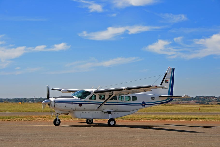 Cessna Caravan Aircraft, Aircraft, airplane, fixed wing, tarmac, HD wallpaper