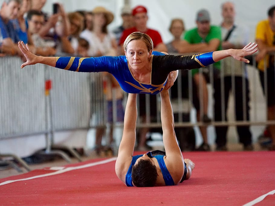 man holding woman near people during daytime, Floor Exercises HD wallpaper