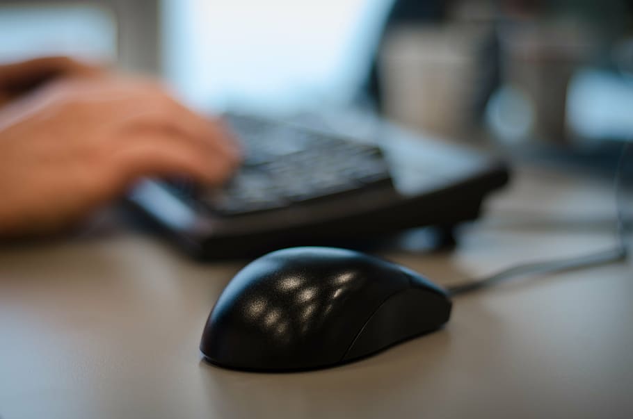 bokeh, business, computer, desk, keyboard, monitor, mouse, office HD wallpaper