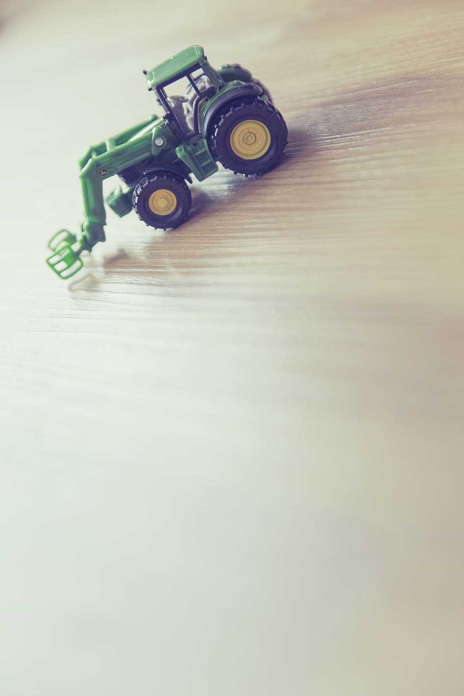 tractor, play, children's room, figure, toys, leisure, happy, HD wallpaper