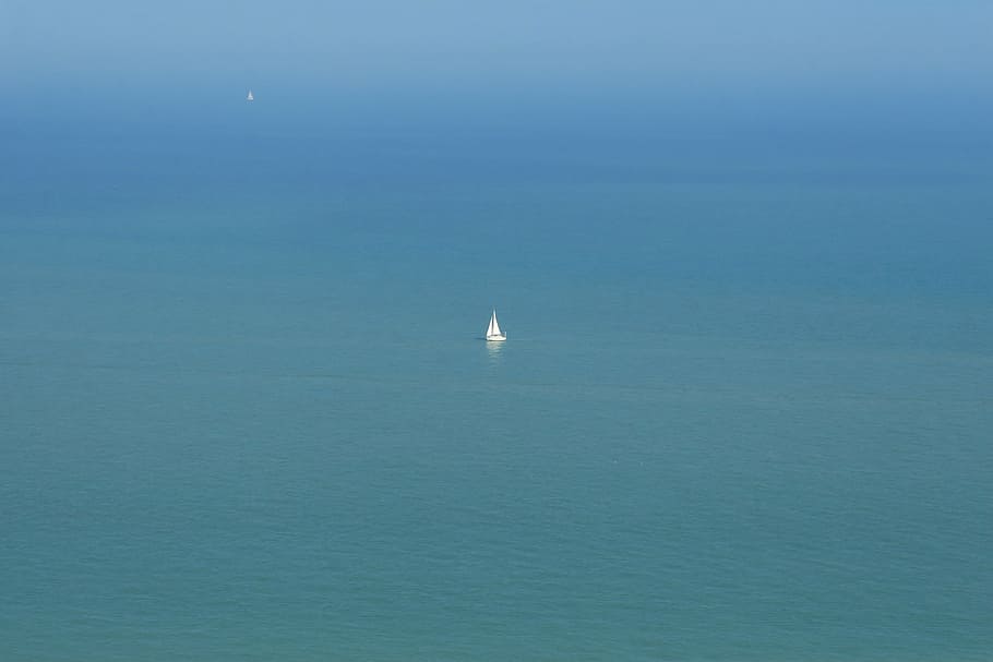 white sailboat in middle of sea, alone, big, deserted, expanse HD wallpaper