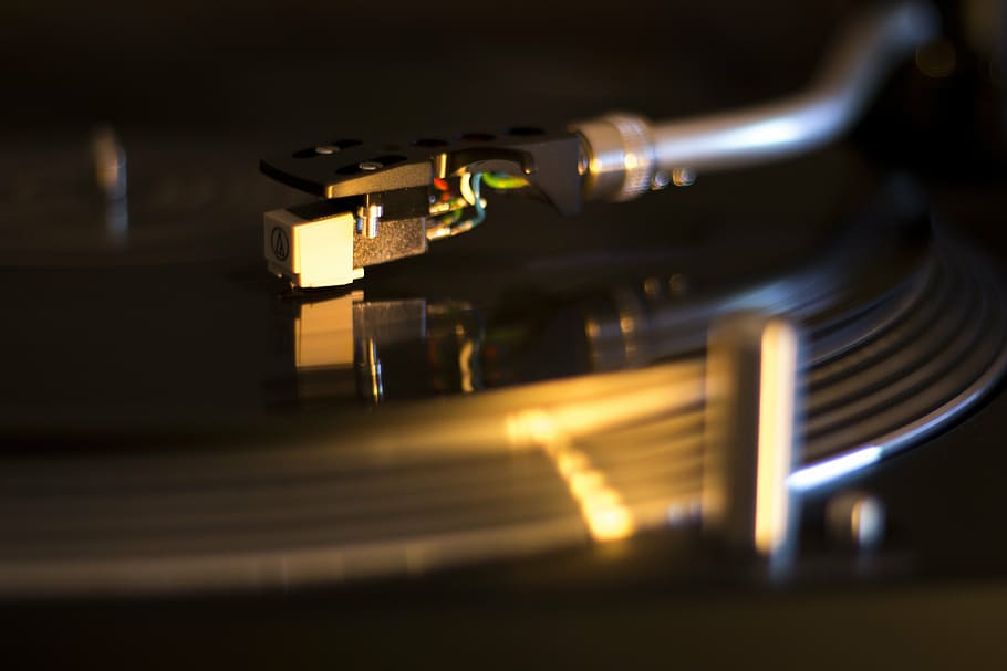 selective focus photography of turntable, records, music, tinge, HD wallpaper