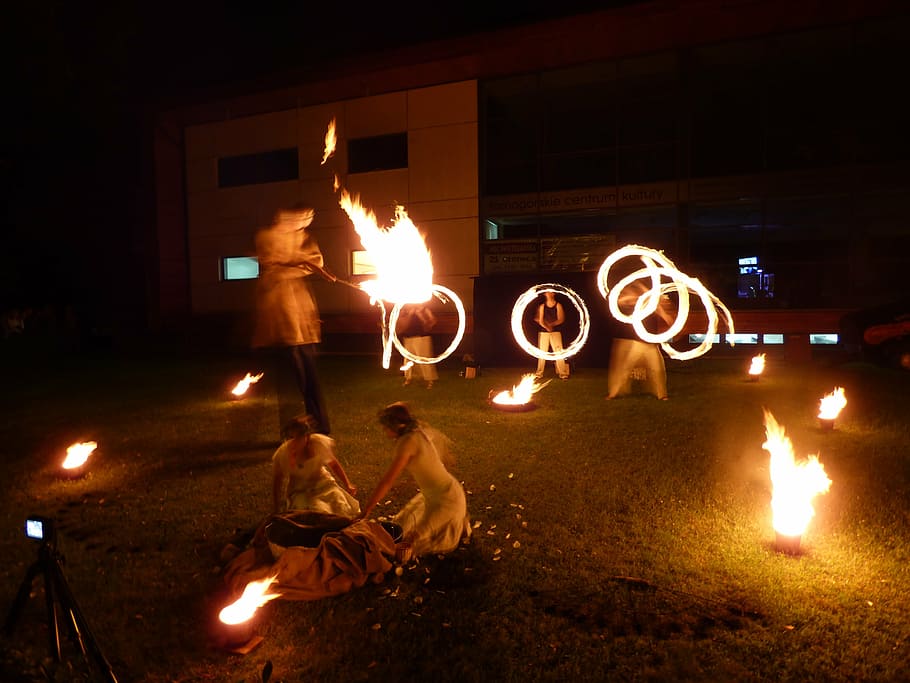 fire show, flames, dance, burns, fire - Natural Phenomenon HD wallpaper