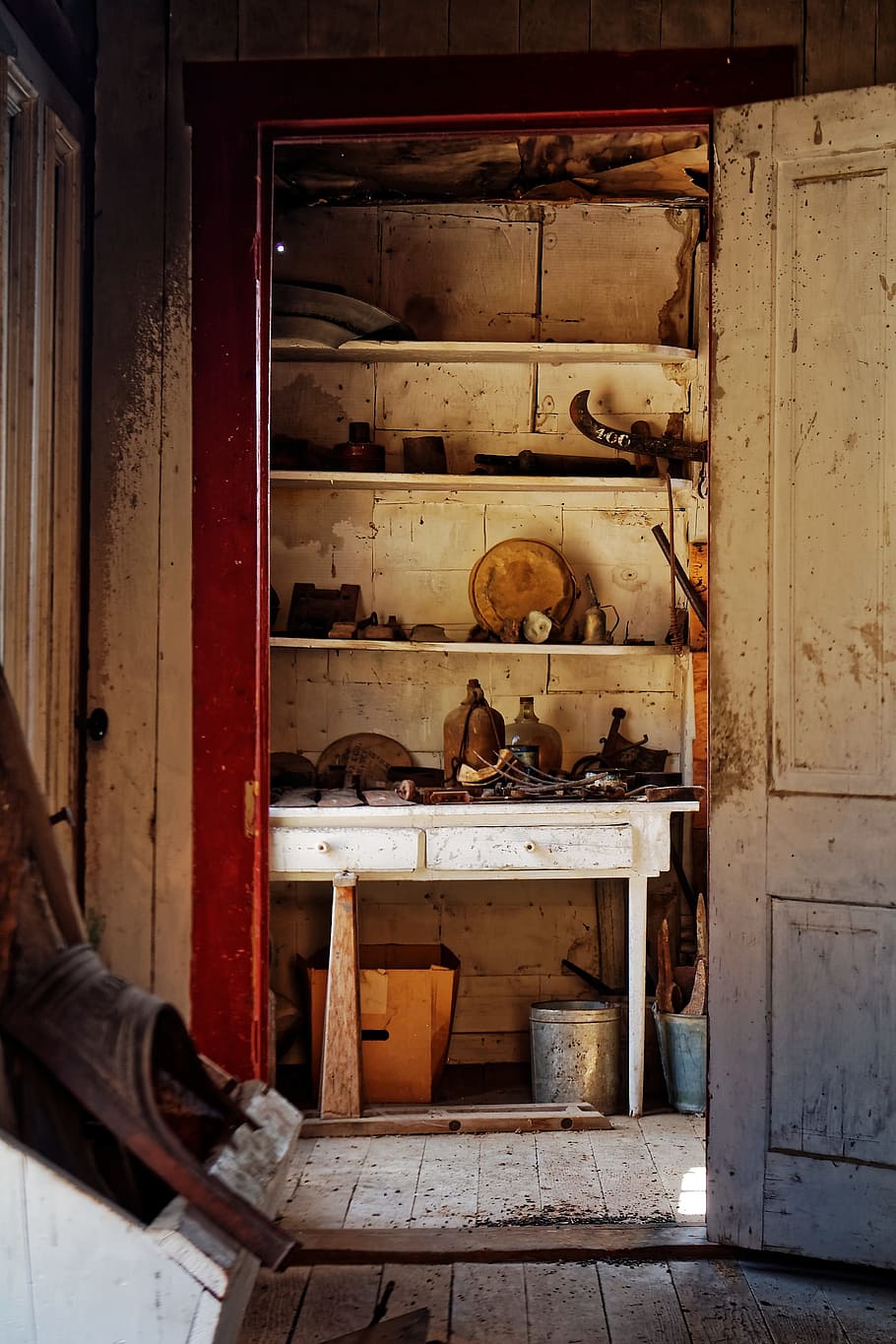 inside, home, ghost town, berlin, nevada, america, usa, travel HD wallpaper