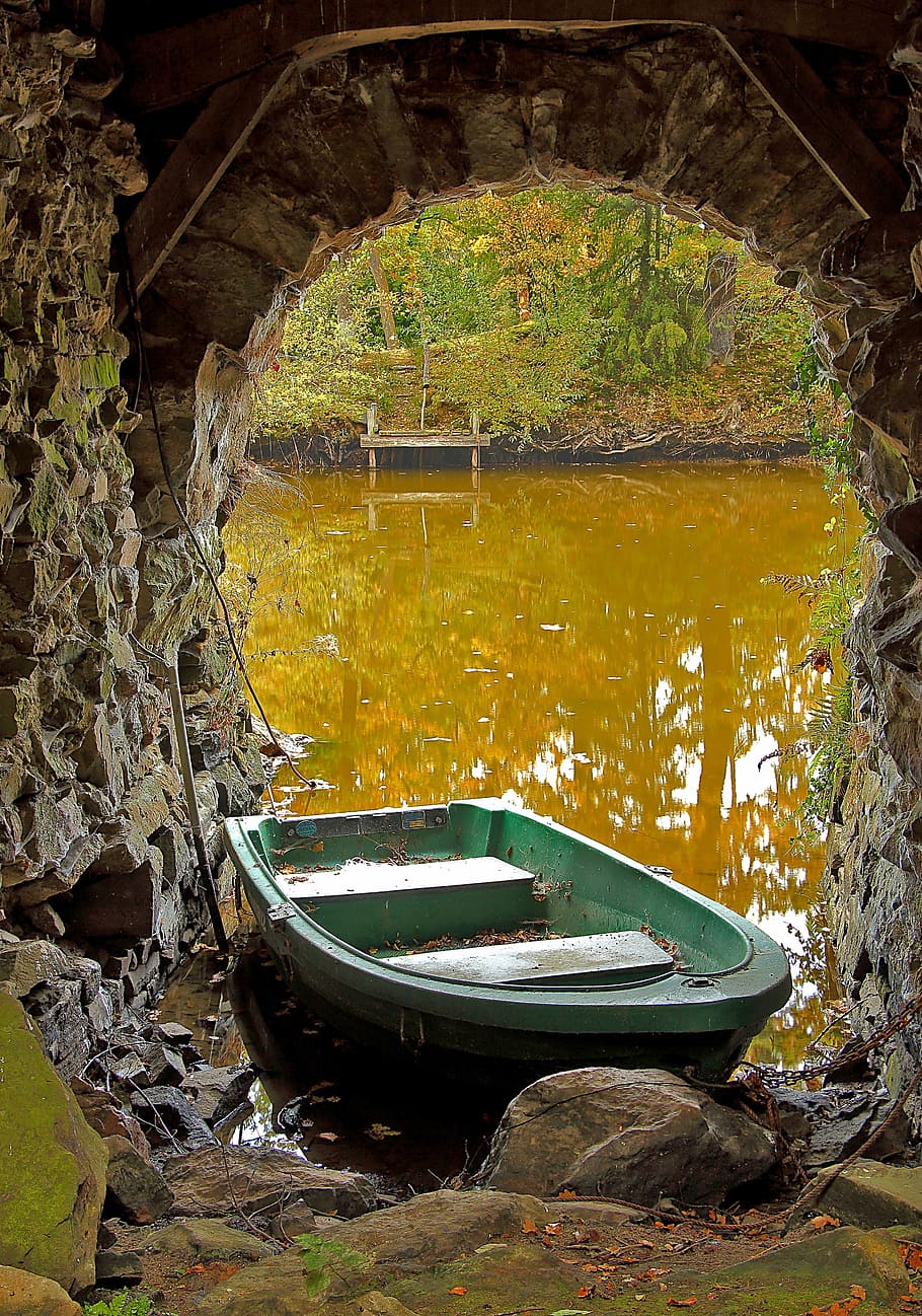 green canoe on body of water inside cave, boot, kahn, old, pond HD wallpaper