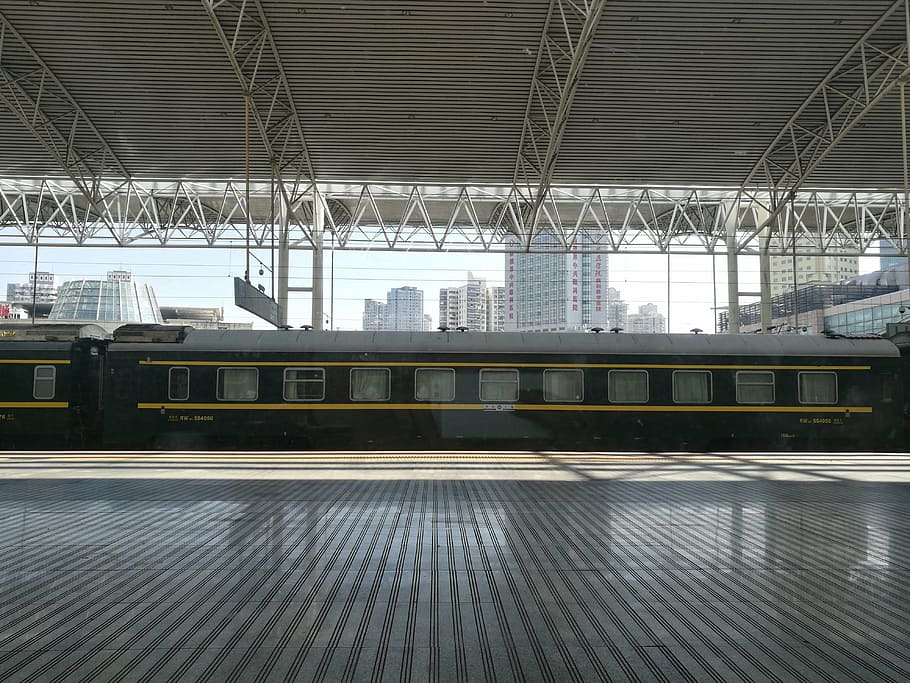 train, platform, gray, shanghai, train station, rail transportation HD wallpaper