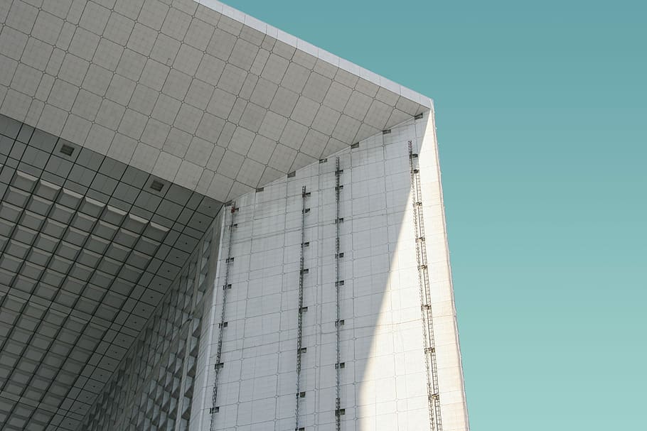 white concrete building under blue sky, white panel board, architecture HD wallpaper