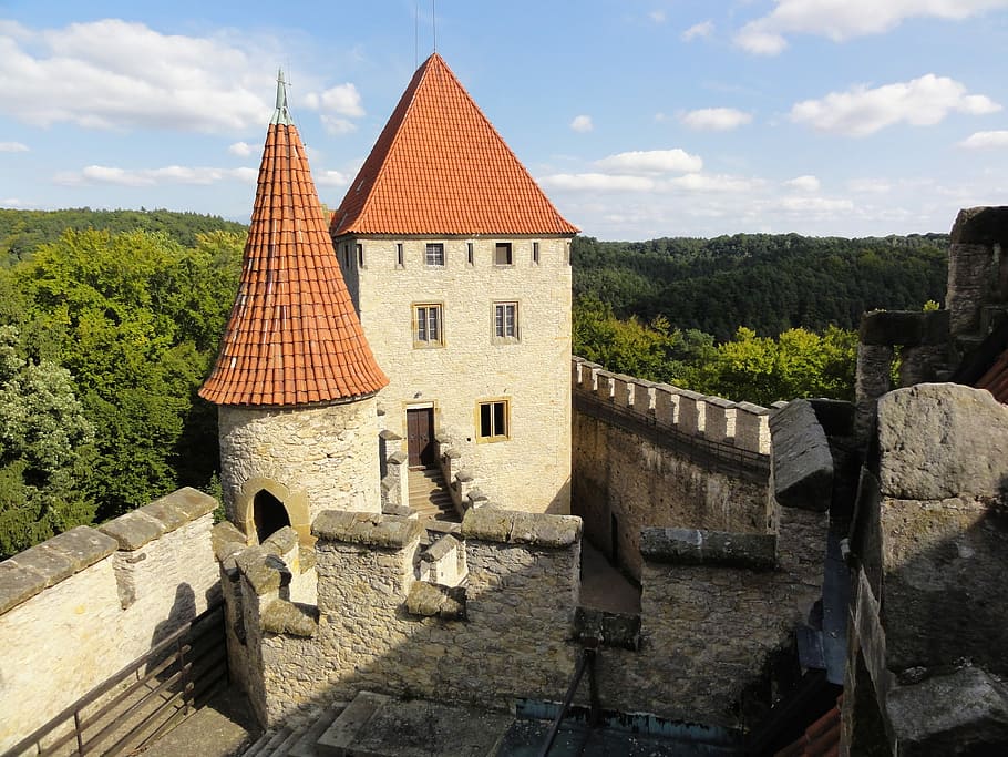 gothic, castle, czechia, architecture, old, ancient, medieval HD wallpaper