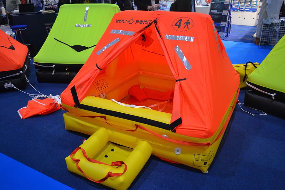 life raft, lifeboat, inflatable, dingy, rescue, emergency, safety