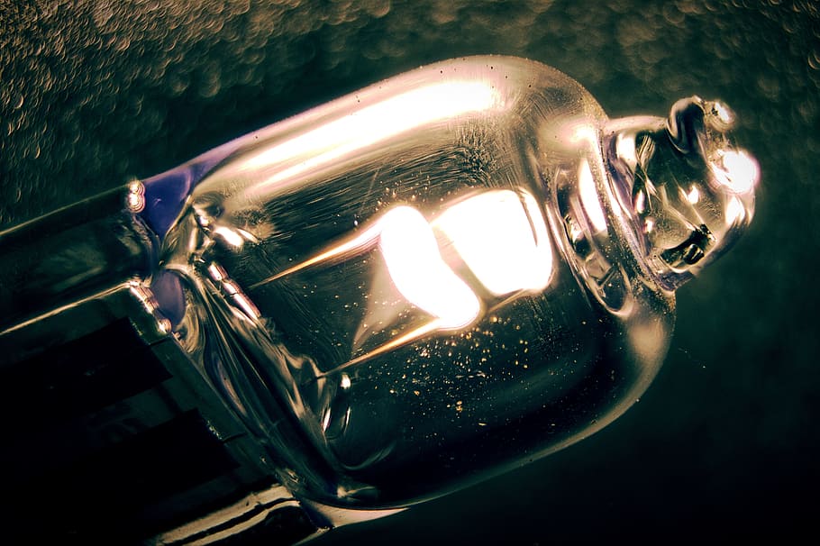 macro, contrast, reflection, lamp, light bulb, hell, dark, illuminated HD wallpaper
