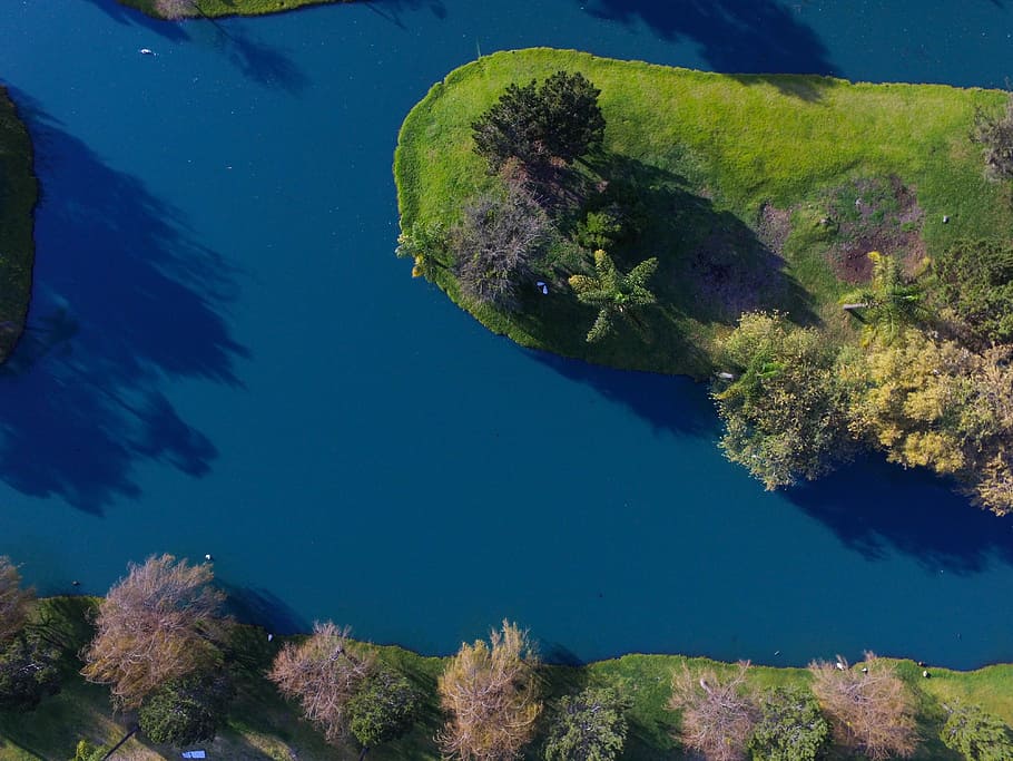 aerial view photography of body of water, top view of island HD wallpaper