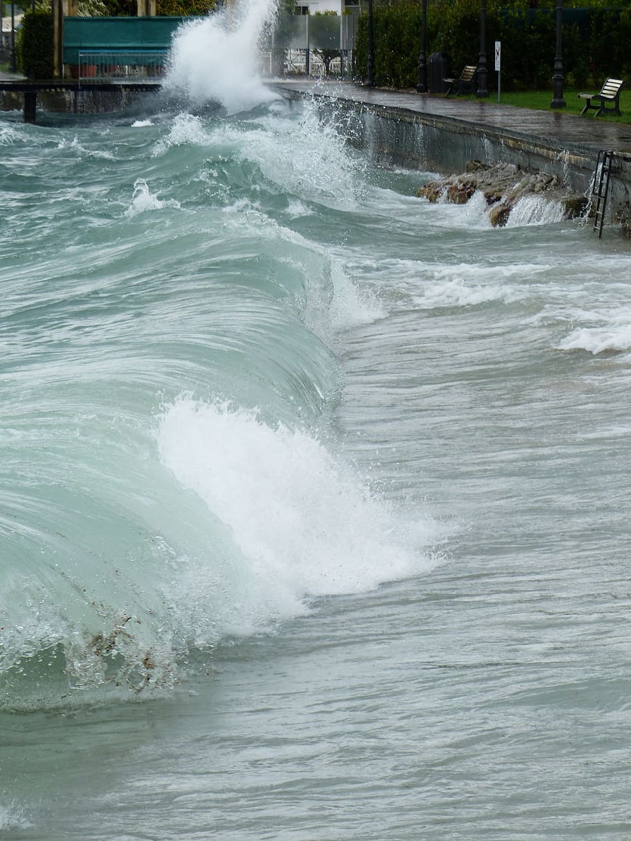 Wave, Lake, Spray, Inject, Water, Head, motion, power in nature HD wallpaper
