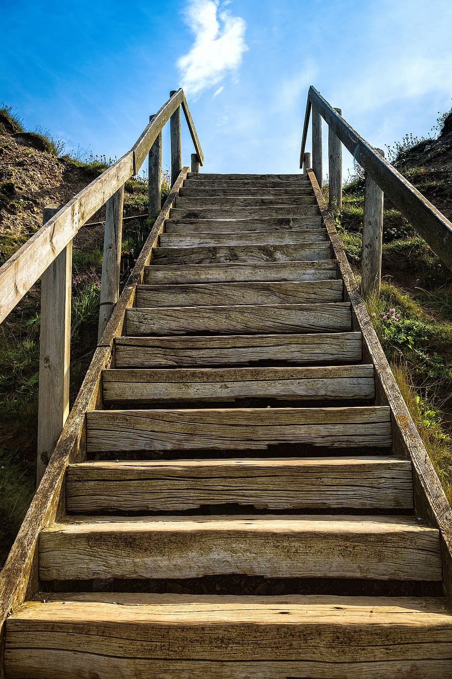 brown wooden stairs under white cloudy sky, away, gradually, rise