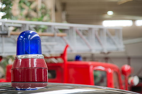 selective focus photography of blue beacon light, Blue Light HD wallpaper