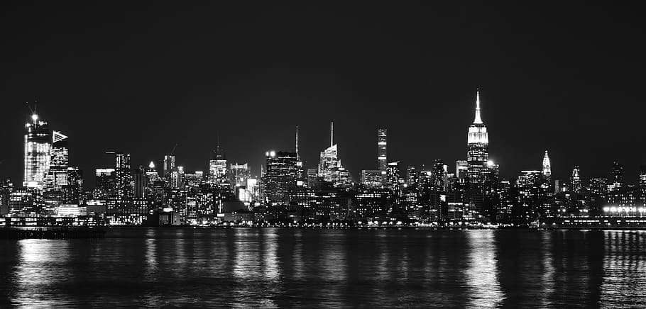 new york city skyline black and white background