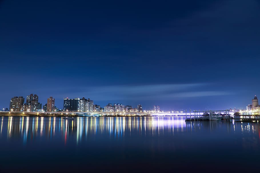 landscape photography of city town near body of water, landscape photography of cityscape HD wallpaper