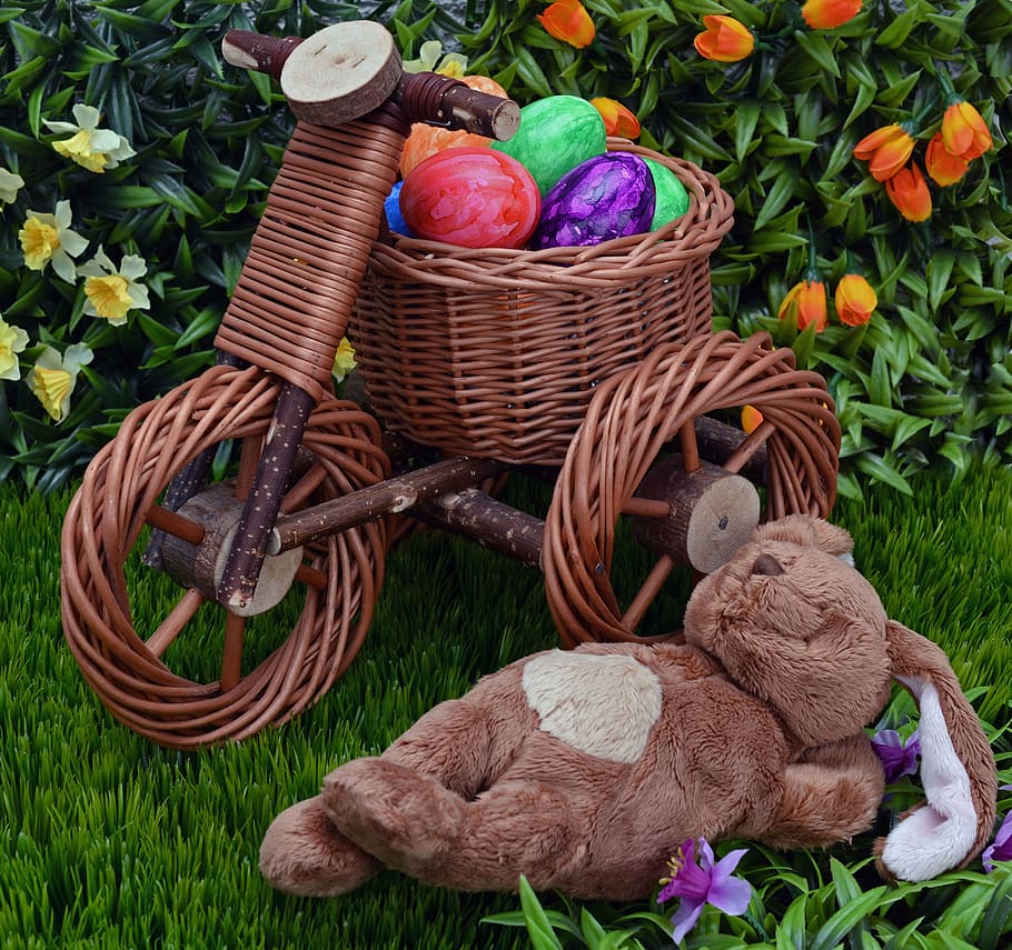 brown wicker bicycle toy and brown bear plush toy, hare, easter bunny HD wallpaper