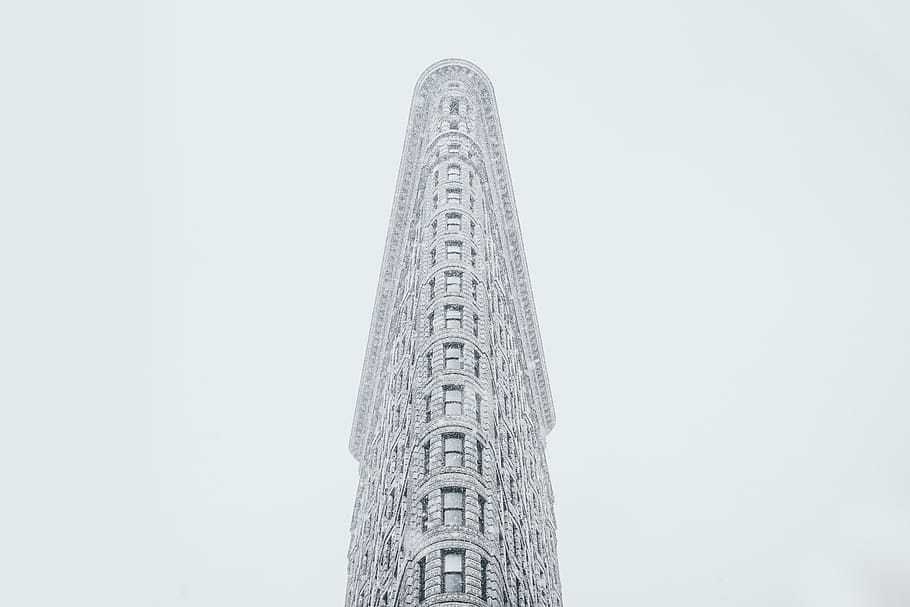 worm's eye view photo of Flatiron Building, grayscale photography of building HD wallpaper