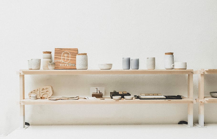 Artsy Shop, assorted ceramic jars on brown wooden rack, pottery HD wallpaper