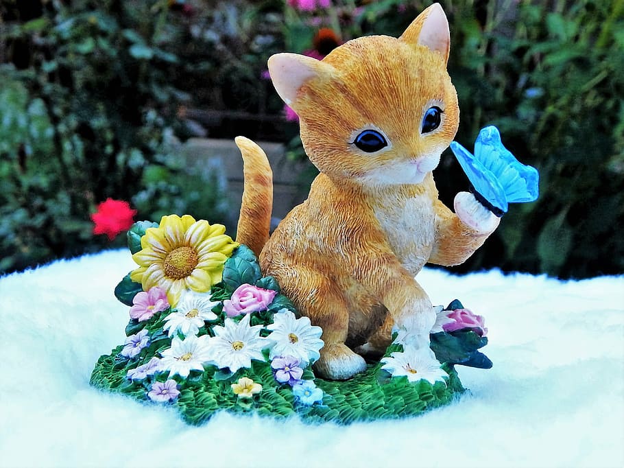 kitten, kitty, cat, butterfly, flower, adorable, cheerful, tail HD wallpaper