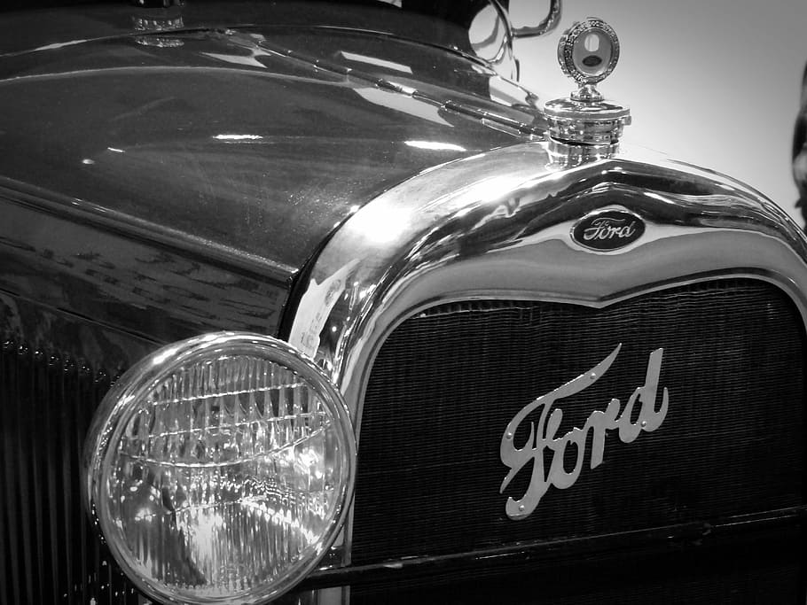 Oldtimer, Ford, Spotlight, Emblem, classic, grille, vintage car automobile HD wallpaper