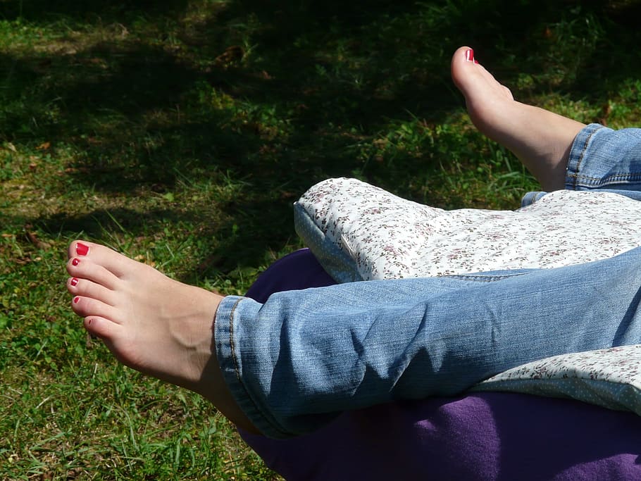 Feet, Foot, Ten, Leg, Nail Varnish, red, lacquered, barefoot HD wallpaper
